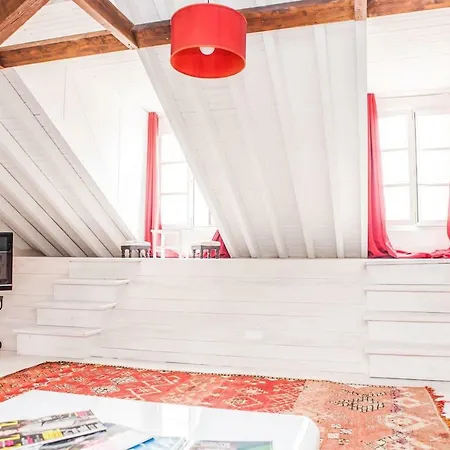 Alfama Chic Loft Апартаменты Лиссабон